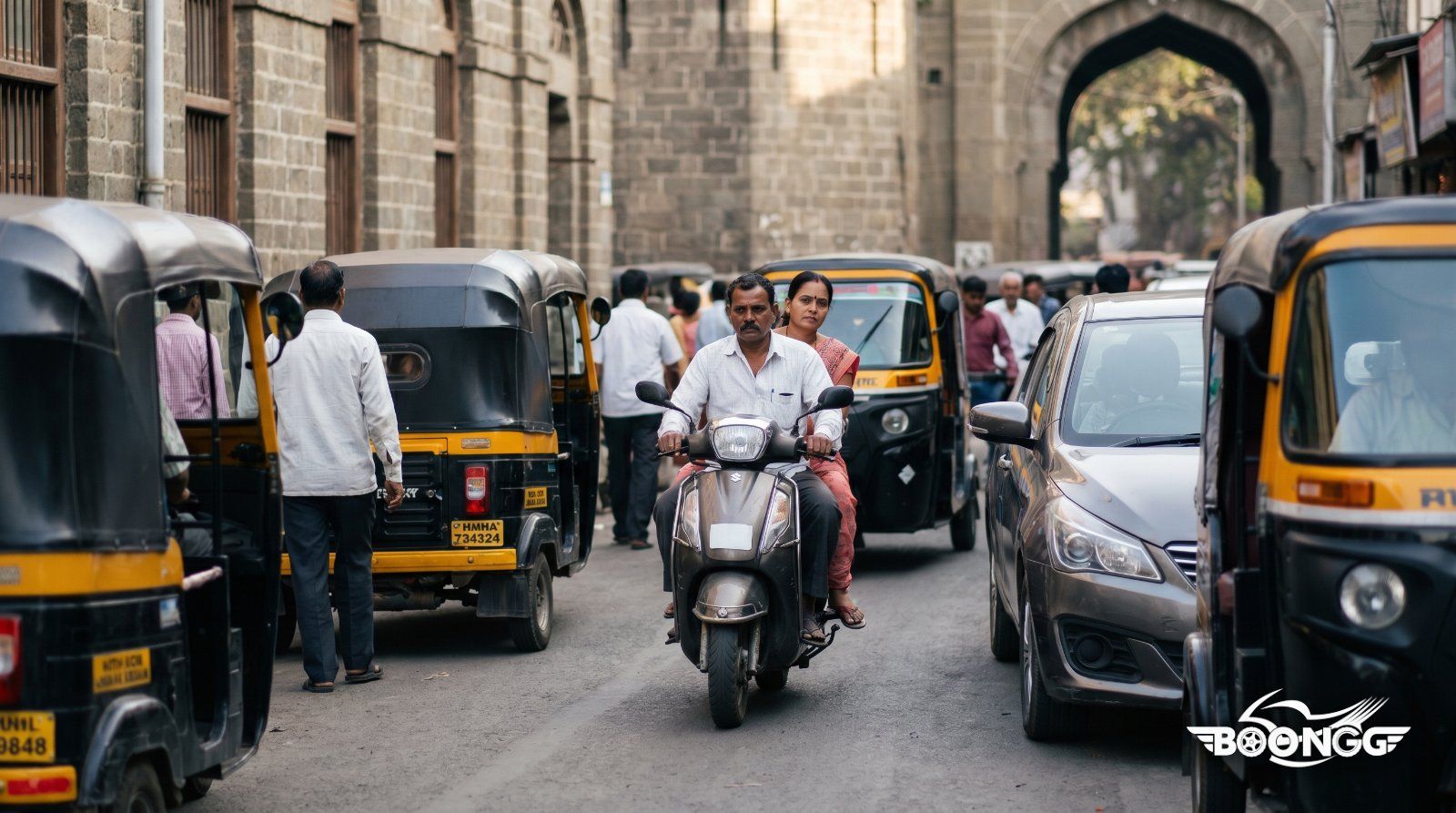 Why two wheels beat a car here — 2 Days in Pune: A Heritage Sightseeing Two-Wheeler Itinerary