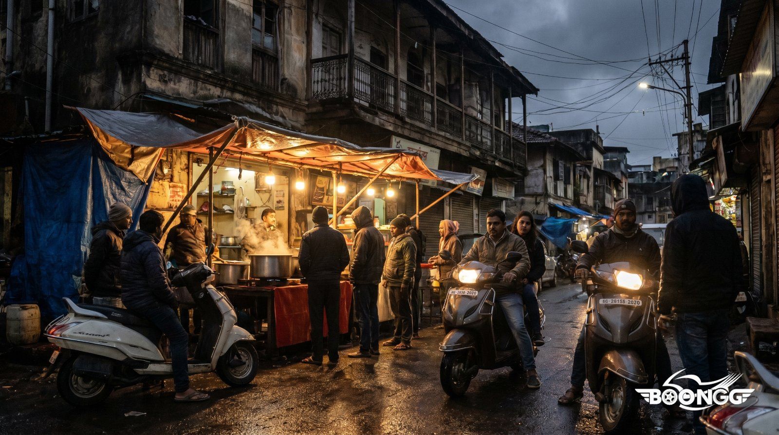 Late Night Food in Pune: 15 Spots Open After 11 PM (You'll Need a Scooty to Reach Them)