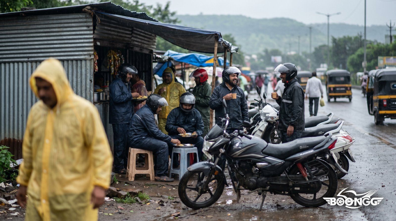 Where to stop for food — Pune to Tamhini Ghat: Monsoon Bike Ride Guide, Route and Bes